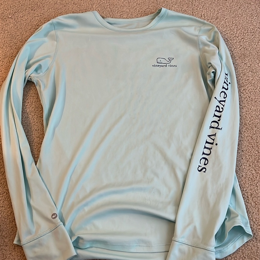 Vineyard Vines Performance Top